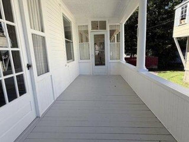 house with 5 bedroom, Millinocket ME ES105709699