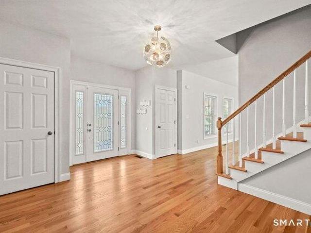 house with 5 bedroom, Monroe CT ES105558339