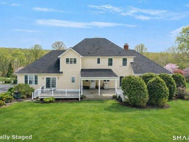 house with 5 bedroom, Monroe CT ES105578226