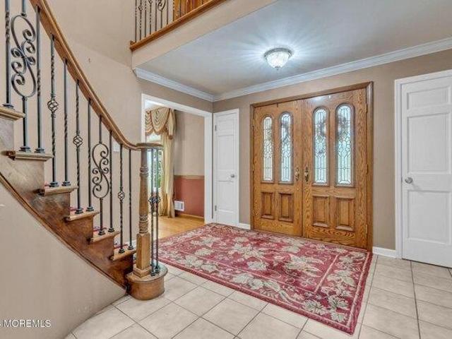 house with 5 bedroom, Morganville NJ ES105318905