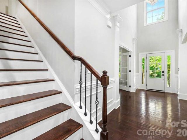 house with 5 bedroom, NC NC ES102579039