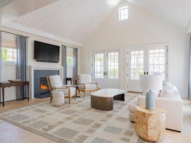 house with 5 bedroom, Nantucket MA ES105113001