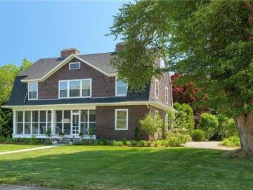 house with 5 bedroom, Narragansett RI DS103444435