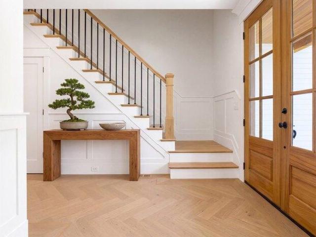 house with 5 bedroom, Natick MA ES105548406