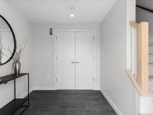 house with 5 bedroom, Natick MA ES105352468