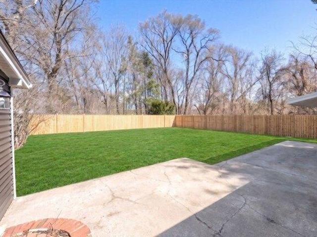 house with 5 bedroom, Natick MA ES105366634