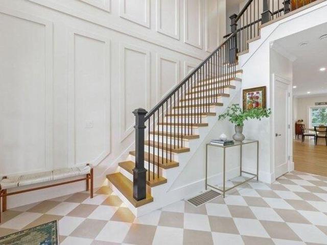 house with 5 bedroom, Needham MA ES105588139