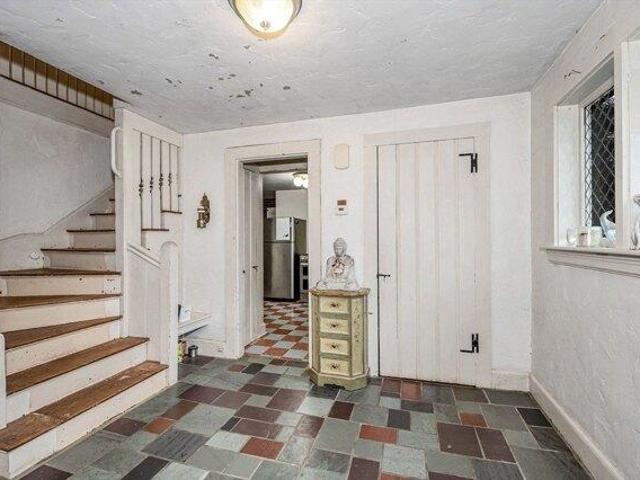 house with 5 bedroom, Newton MA ES105404050