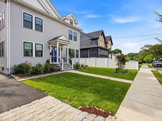house with 5 bedroom, Newton MA ES105494536