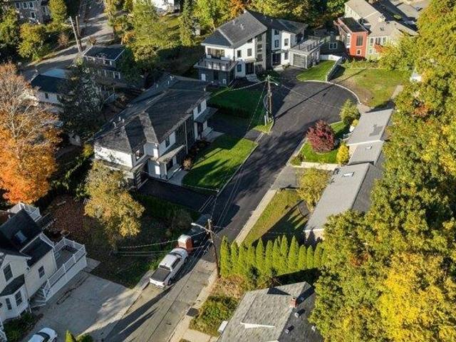 house with 5 bedroom, Newton MA ES105516798