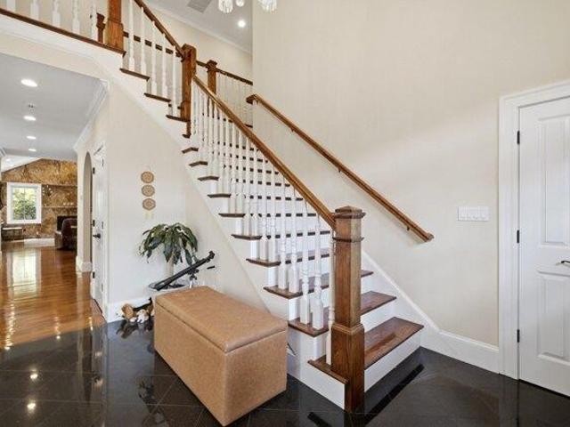 house with 5 bedroom, Newton MA ES105558043