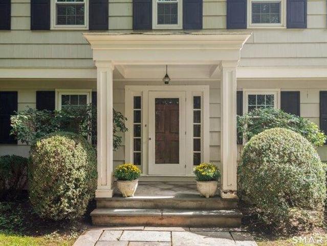 house with 5 bedroom, New Canaan CT ES105548922