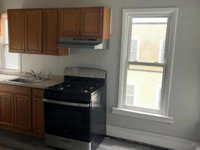 house with 5 bedroom, New Haven CT ES105497802