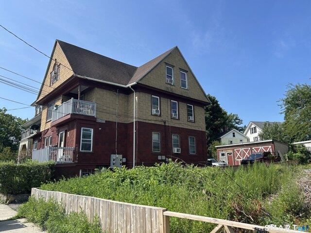 house with 5 bedroom, New London CT ES105591590