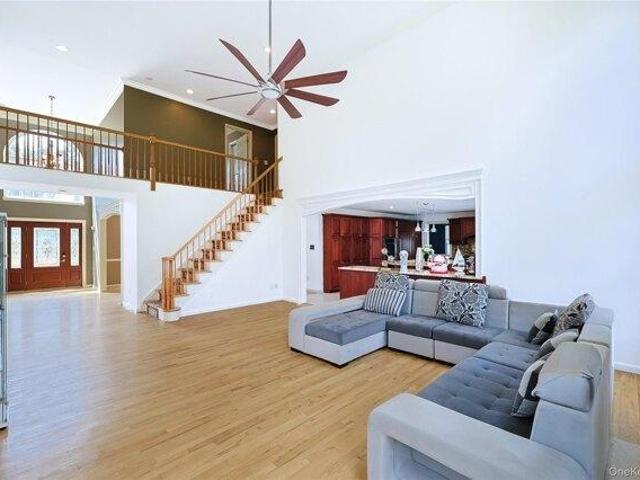 house with 5 bedroom, New Windsor NY ES105292122