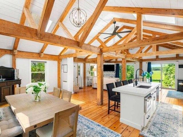 house with 5 bedroom, Newbury MA ES105368336