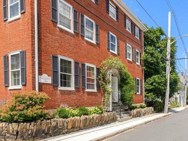 house with 5 bedroom, Newburyport MA ES105475188