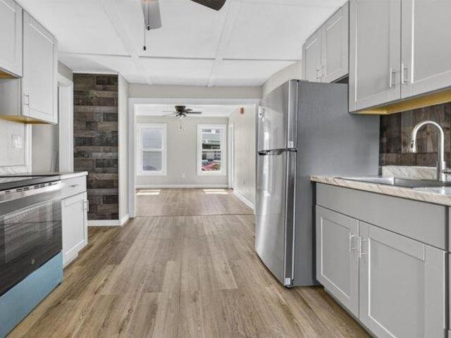 house with 5 bedroom, Newport NH ES105614316