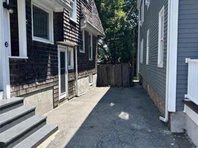 house with 5 bedroom, Newport RI ES105679406