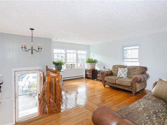 house with 5 bedroom, Newport RI ES105680207