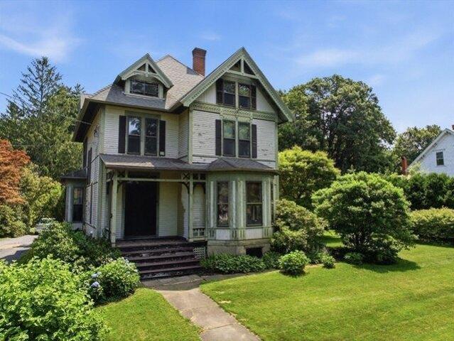 house with 5 bedroom, North Brookfield MA ES105320082