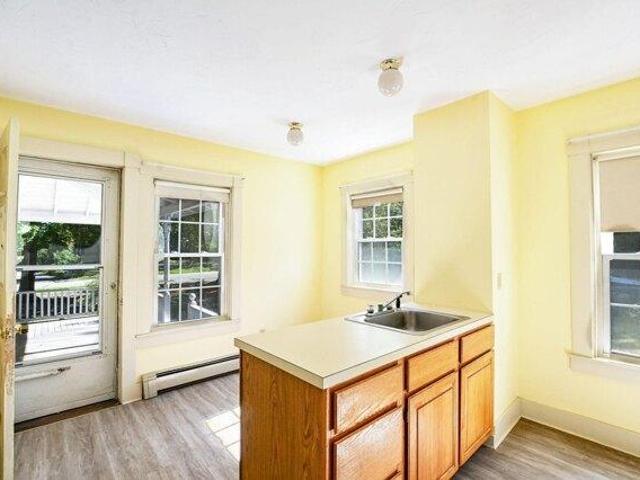 house with 5 bedroom, North Falmouth MA ES105660785