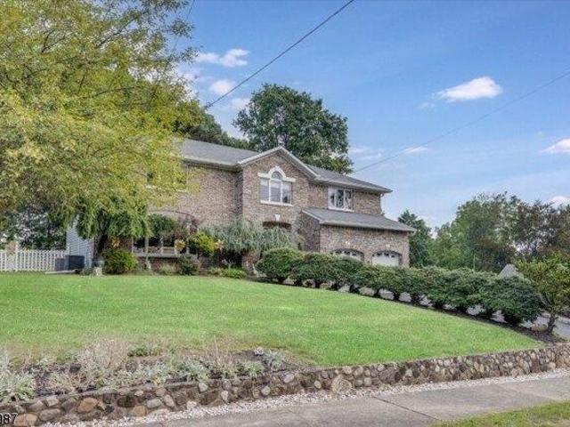 house with 5 bedroom, North Haledon NJ DS103624272