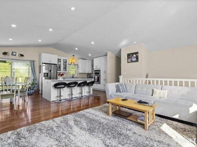 house with 5 bedroom, North Haven CT ES105652689