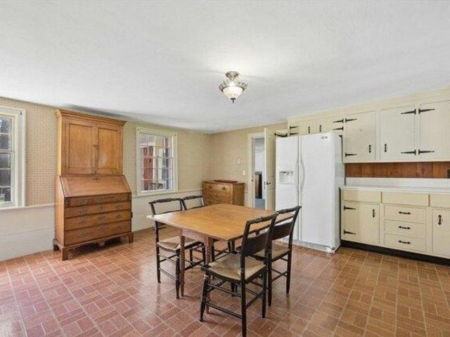house with 5 bedroom, Northborough MA ES105291080