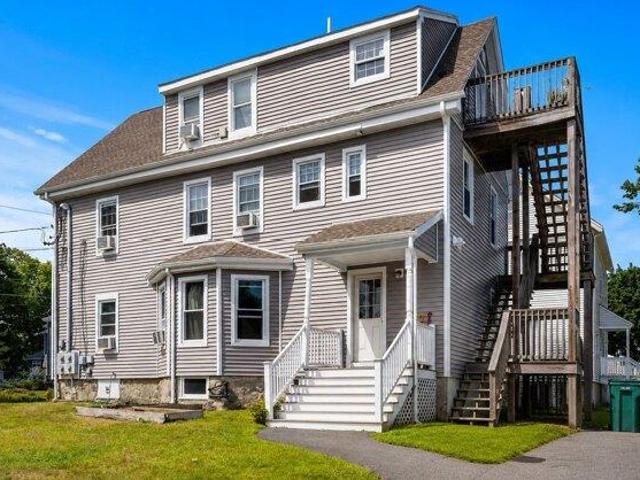 house with 5 bedroom, Norwood MA ES105400936