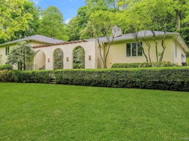 house with 5 bedroom, NY NY ES102306832