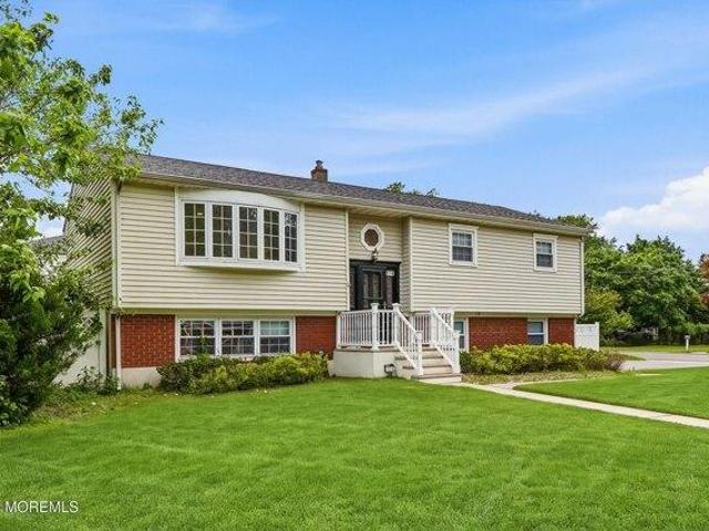 house with 5 bedroom, Oakhurst NJ ES105319958