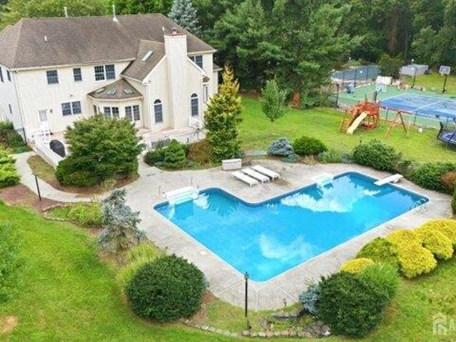 house with 5 bedroom, Old Bridge NJ ES105274474