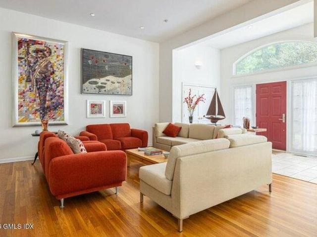 house with 5 bedroom, Old Greenwich CT ES105549091