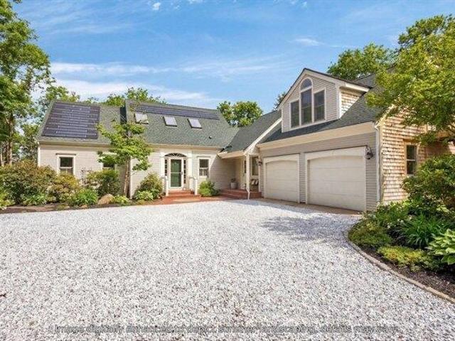 house with 5 bedroom, Orleans MA ES104834432