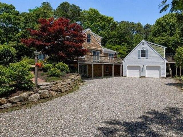 house with 5 bedroom, Orleans MA ES104850583