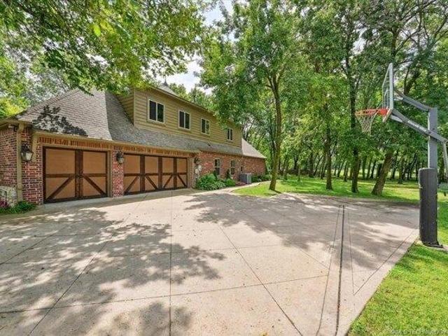 house with 5 bedroom, Owasso OK ELS103500765