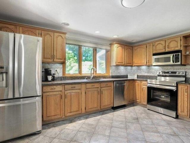house with 5 bedroom, Pembroke MA ES105648418