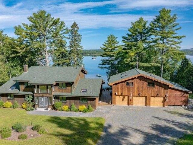 house with 5 bedroom, Penobscot ME ES105816320