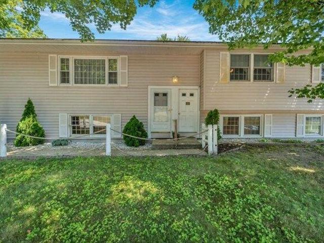 house with 5 bedroom, Peterborough NH ES105712045
