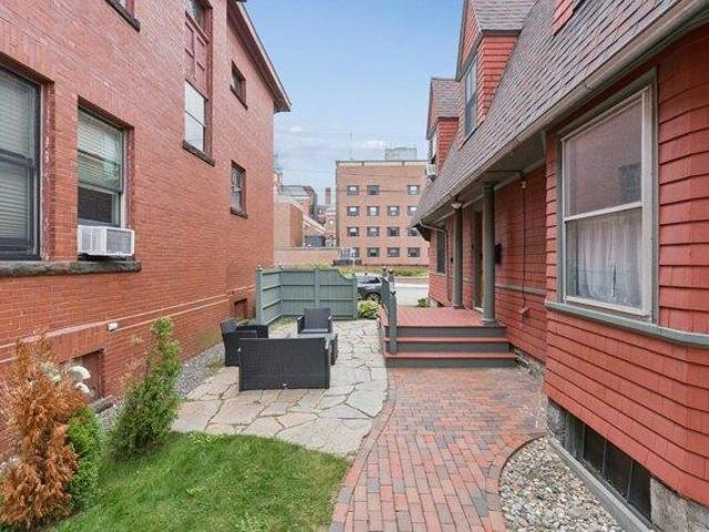 house with 5 bedroom, Portland ME ES105574130