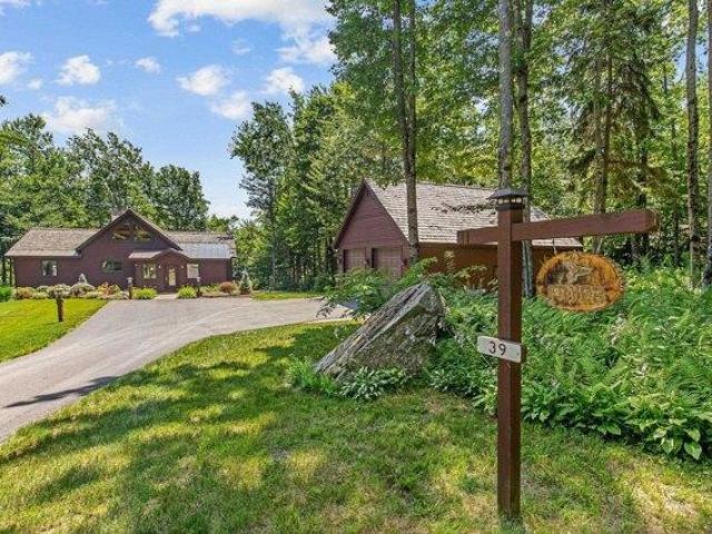 house with 5 bedroom, Plymouth VT ES105559012