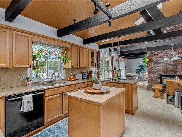 house with 5 bedroom, Plymouth MA ES105680085