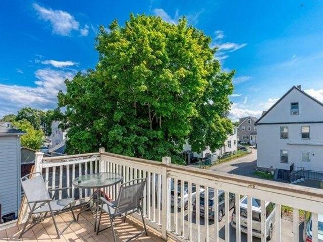 house with 5 bedroom, Quincy MA ES105402007