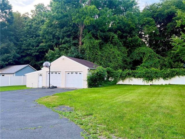 house with 5 bedroom, Ramapo NY ELS72692078