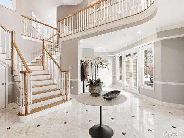 house with 5 bedroom, Redding CT ES105533030