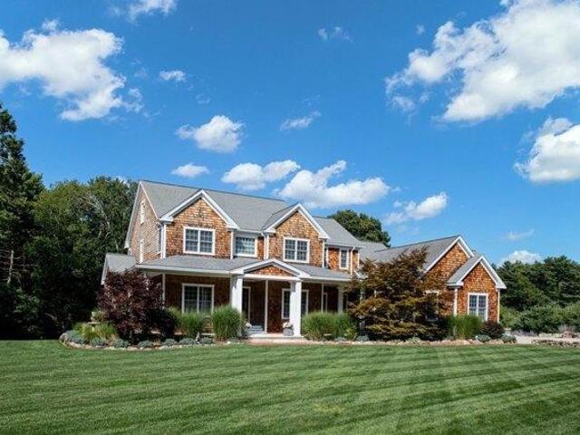 house with 5 bedroom, Rochester MA ES105648636