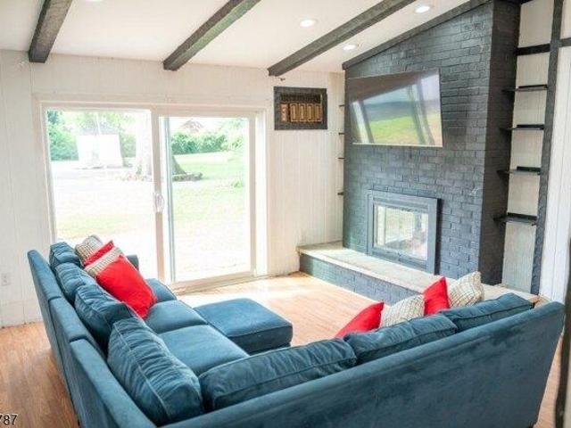 house with 5 bedroom, Roselle Park NJ ES105475843