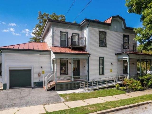 house with 5 bedroom, Rutland VT ES105549740