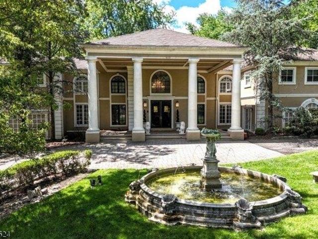 house with 5 bedroom, Saddle River NJ ES105277296